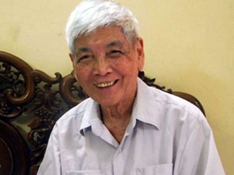 Cỏ dọc đường trần ki&ecirc;n nhẫn sống